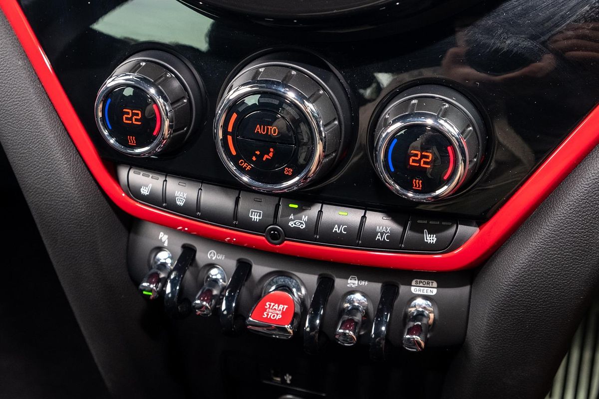 2021 MINI Countryman John Cooper Works Classic F60 LCI