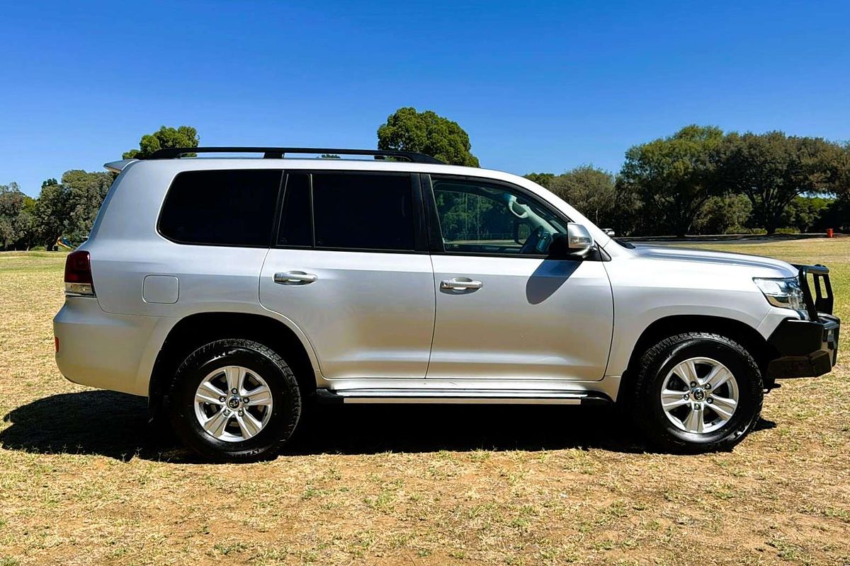 2018 Toyota Landcruiser GXL VDJ200R