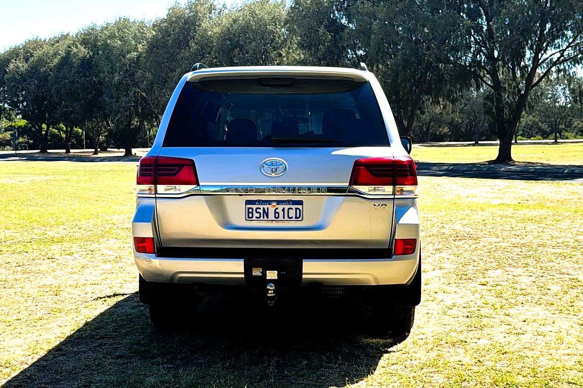 2018 Toyota Landcruiser GXL VDJ200R