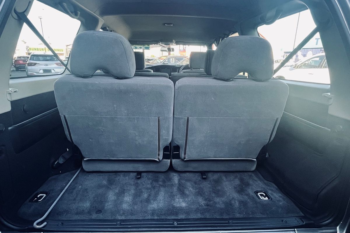 2009 Nissan Patrol ST GU 6