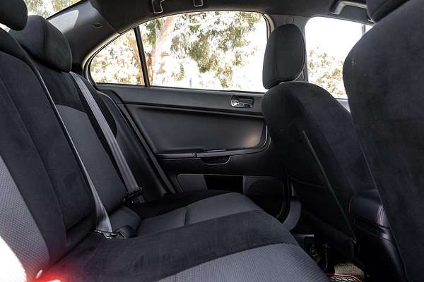 2017 Mitsubishi Lancer Black Edition CF