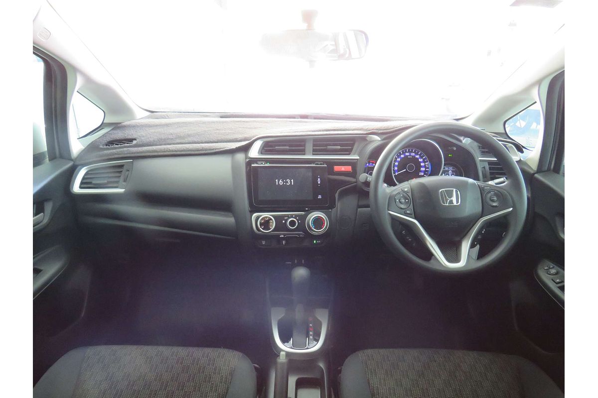 2016 Honda Jazz VTi GF