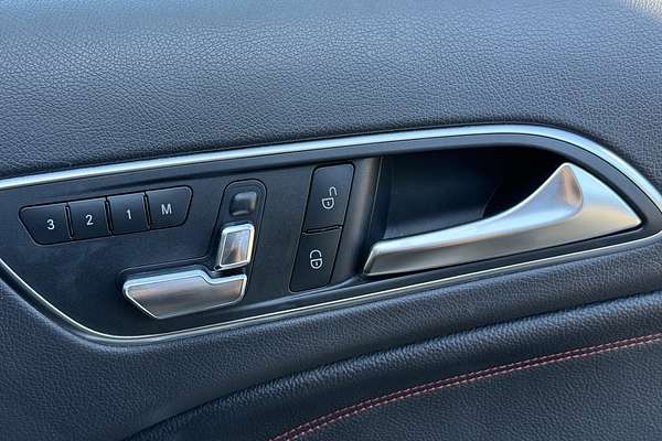 2014 Mercedes-Benz GLA-Class GLA45 AMG X156
