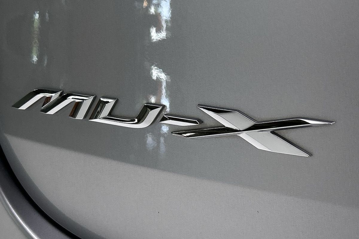 2023 Isuzu MU-X LS-U