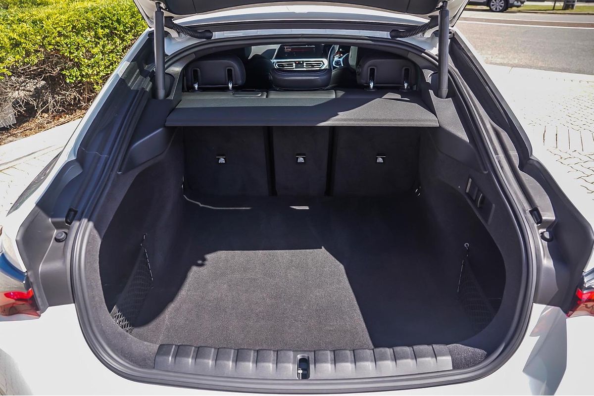 2023 BMW 4 Series 420i M Sport G26
