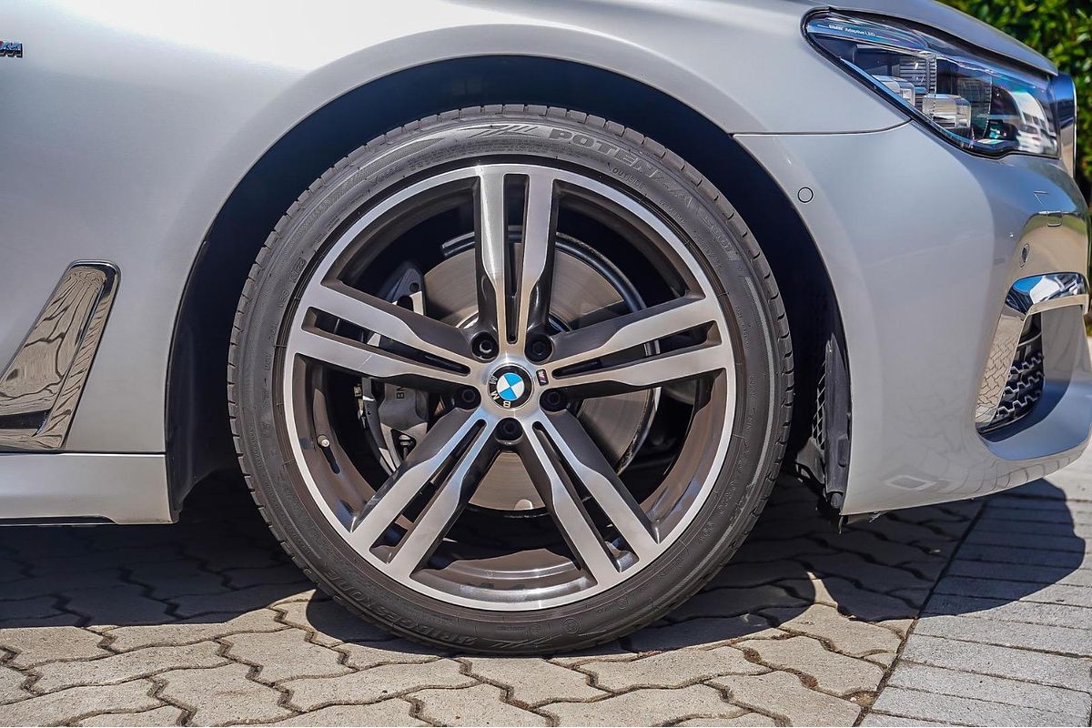 2018 BMW 7 Series 740i G11