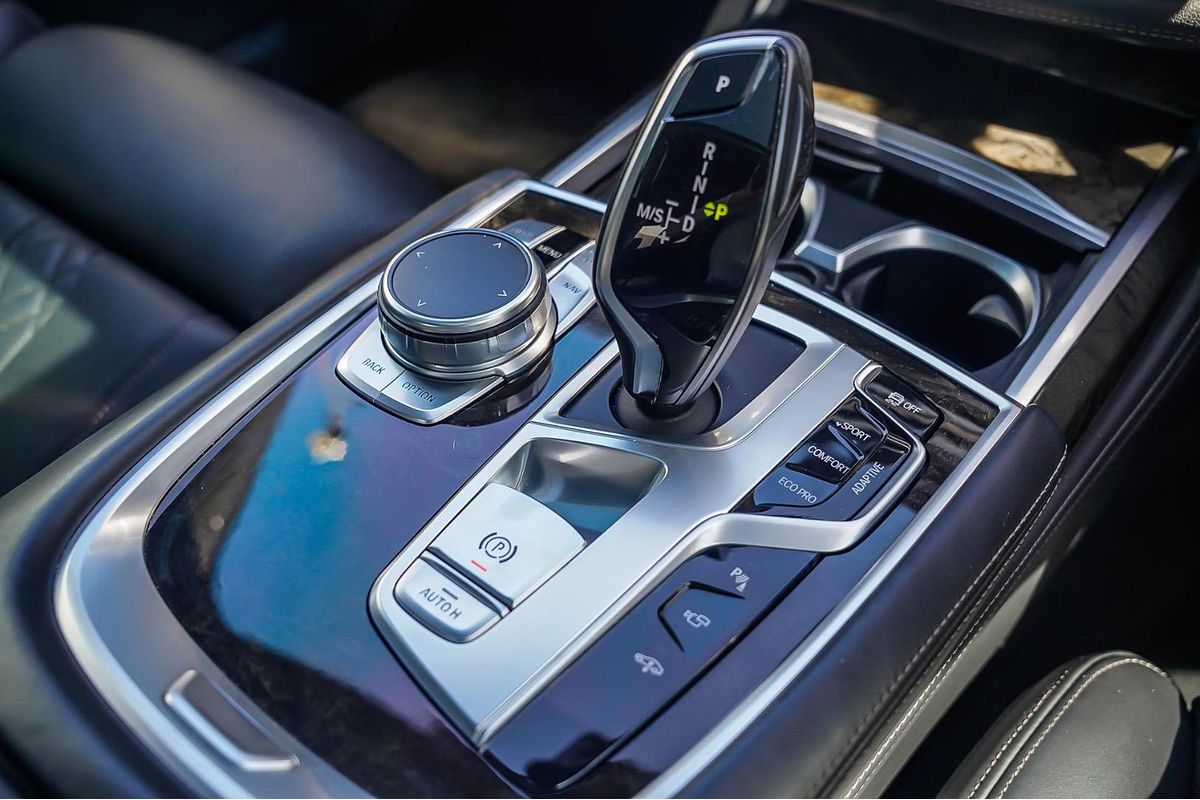2018 BMW 7 Series 740i G11