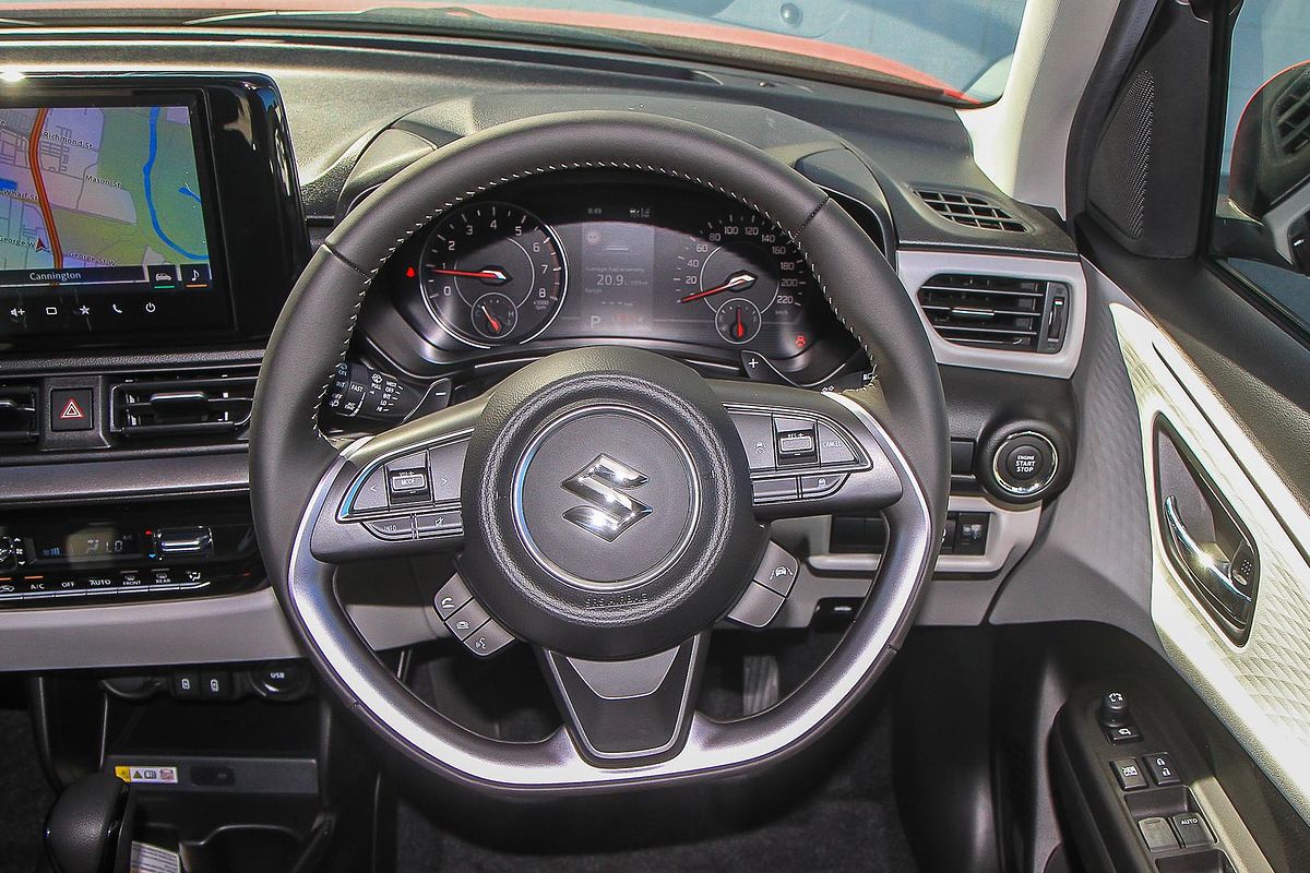 2024 Suzuki Swift Hybrid GLX UZ