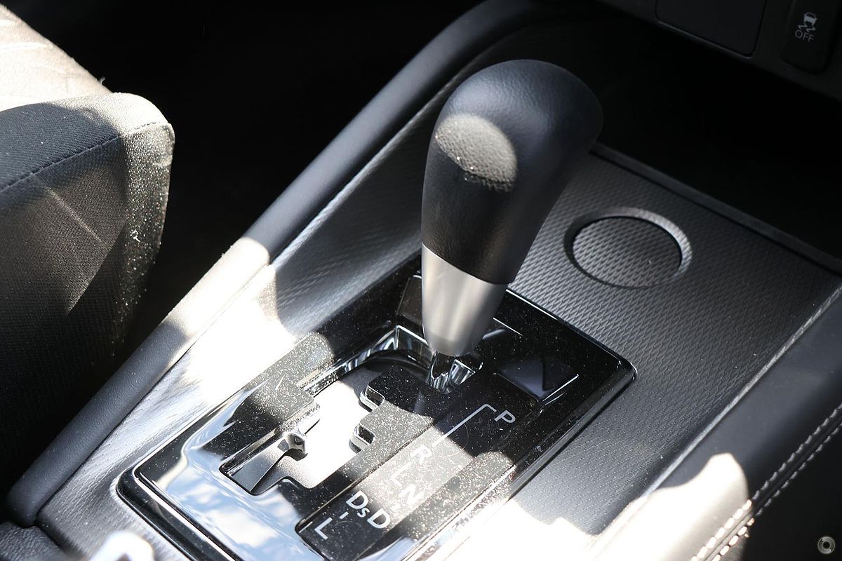 2024 Mitsubishi ASX GS XD