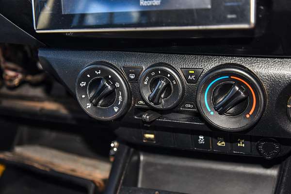 2018 Toyota Hilux SR GUN126R 4X4