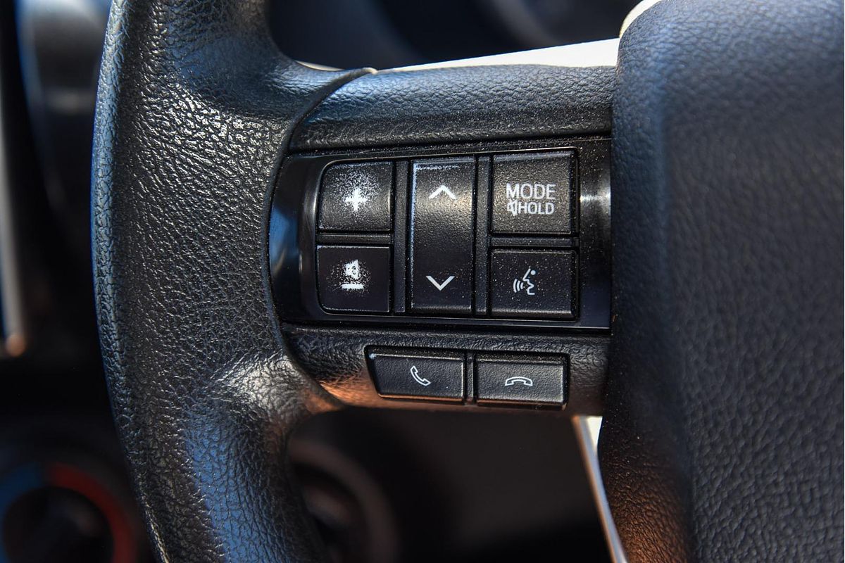 2018 Toyota Hilux SR GUN126R 4X4