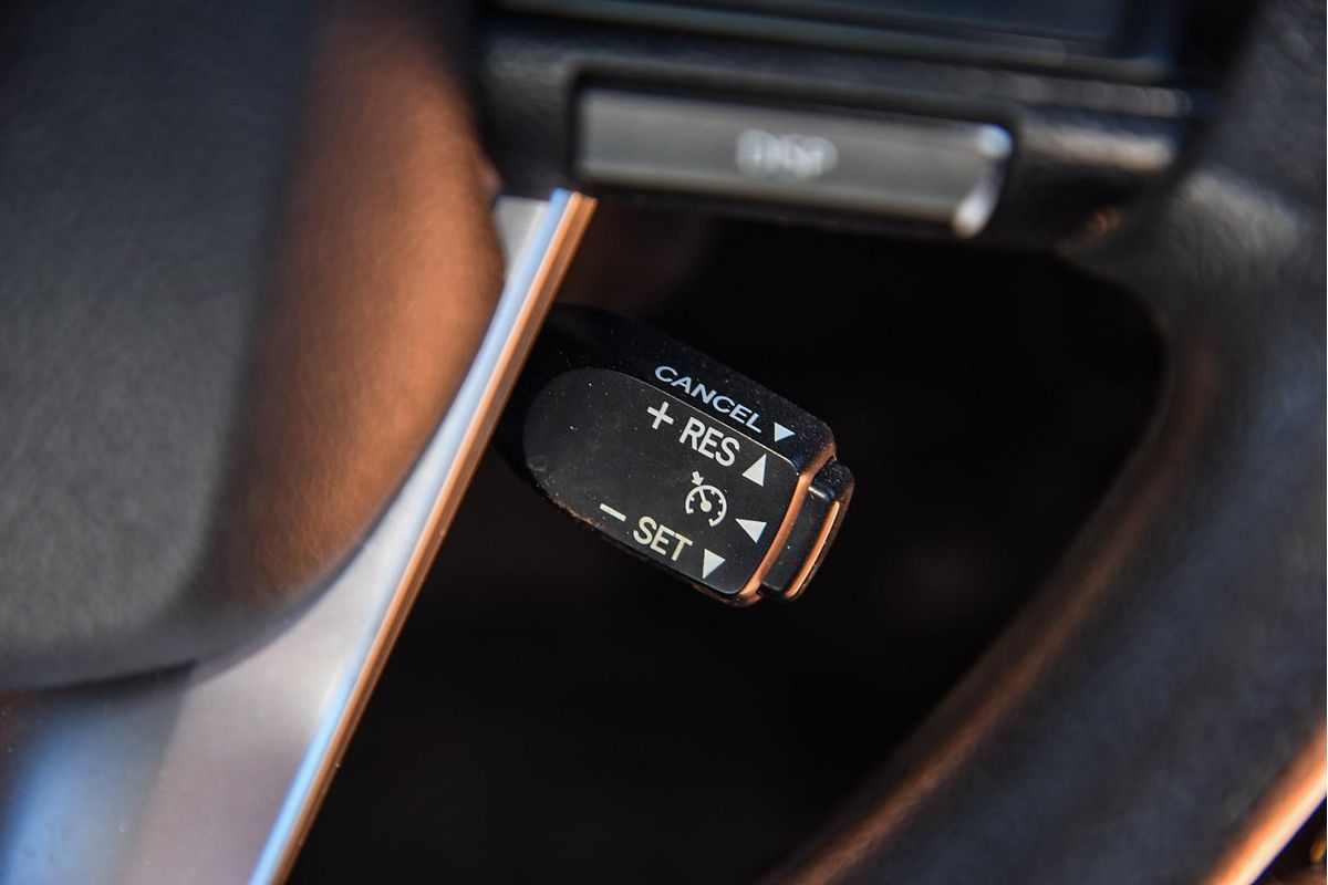 2018 Toyota Hilux SR GUN126R 4X4