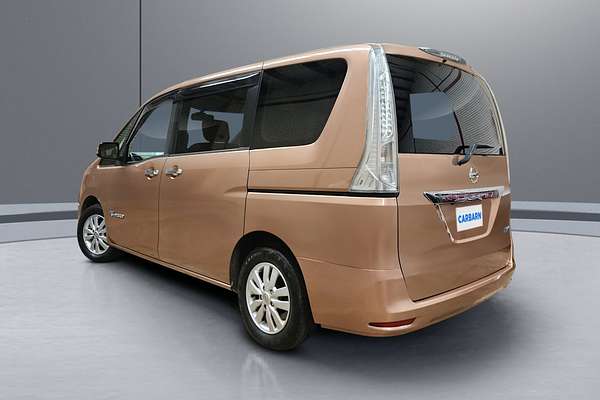 2015 Nissan Serena  HC26