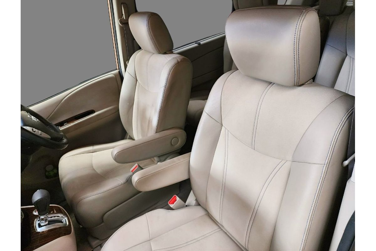 2015 Nissan Serena  HC26