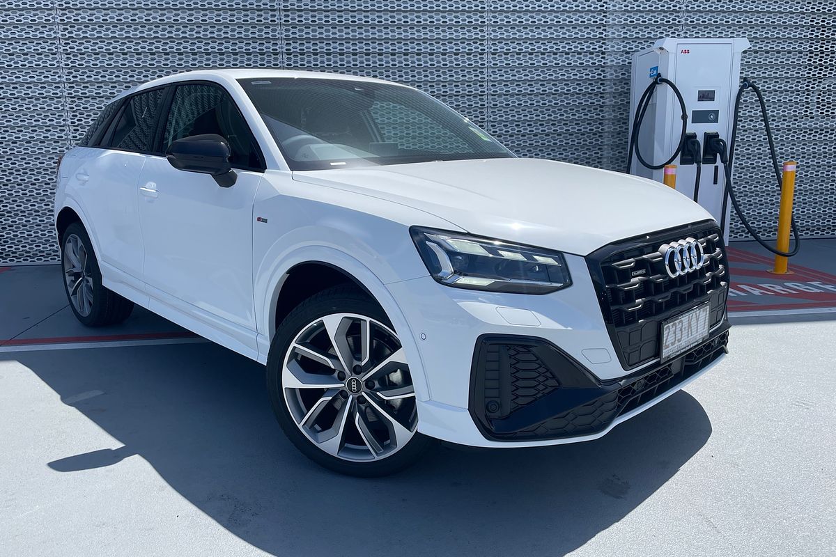 2024 Audi Q2 40 TFSI S line GA