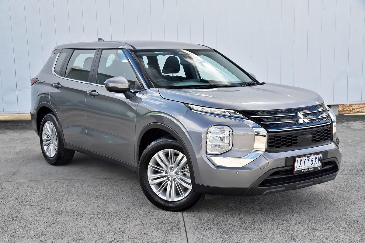 2023 Mitsubishi Outlander ES ZM
