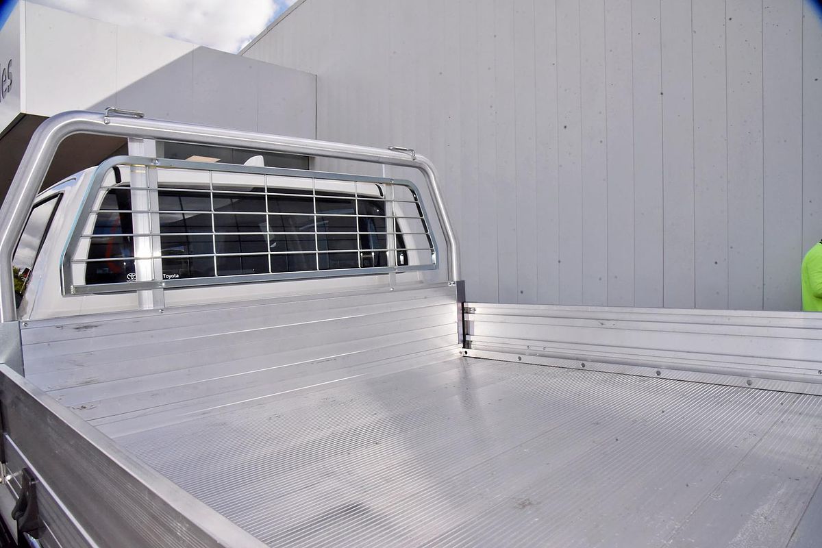 2024 Toyota Hilux SR GUN126R 4X4