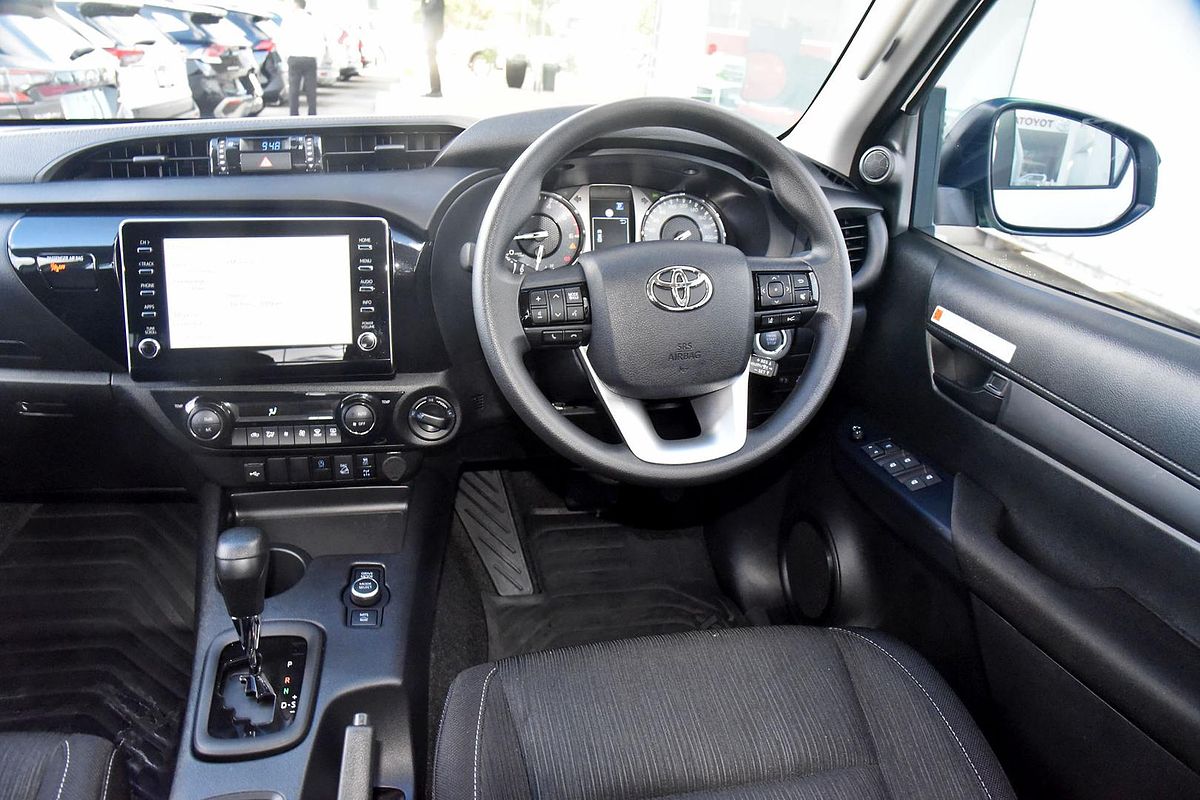 2024 Toyota Hilux SR GUN126R 4X4