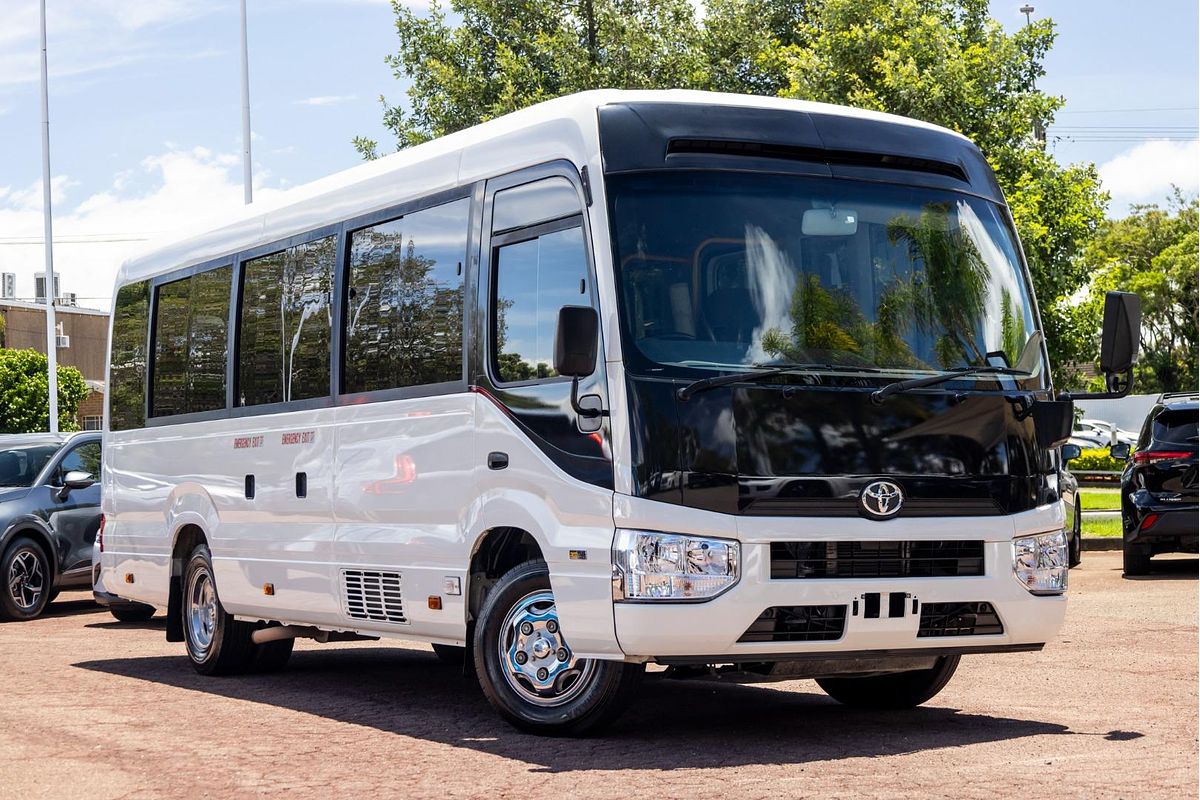2018 Toyota Coaster Deluxe XZB70R