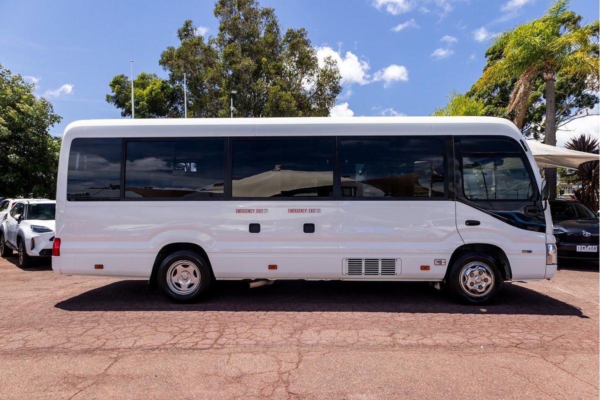 2018 Toyota Coaster Deluxe XZB70R