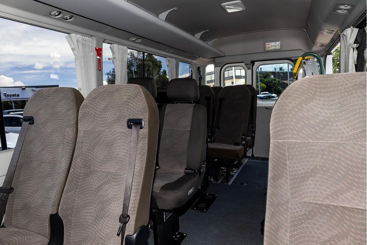 2018 Toyota Coaster Deluxe XZB70R