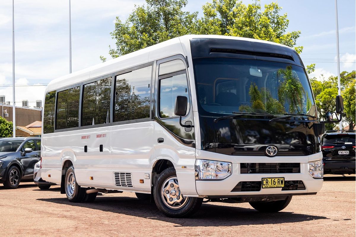 2018 Toyota Coaster Deluxe XZB70R