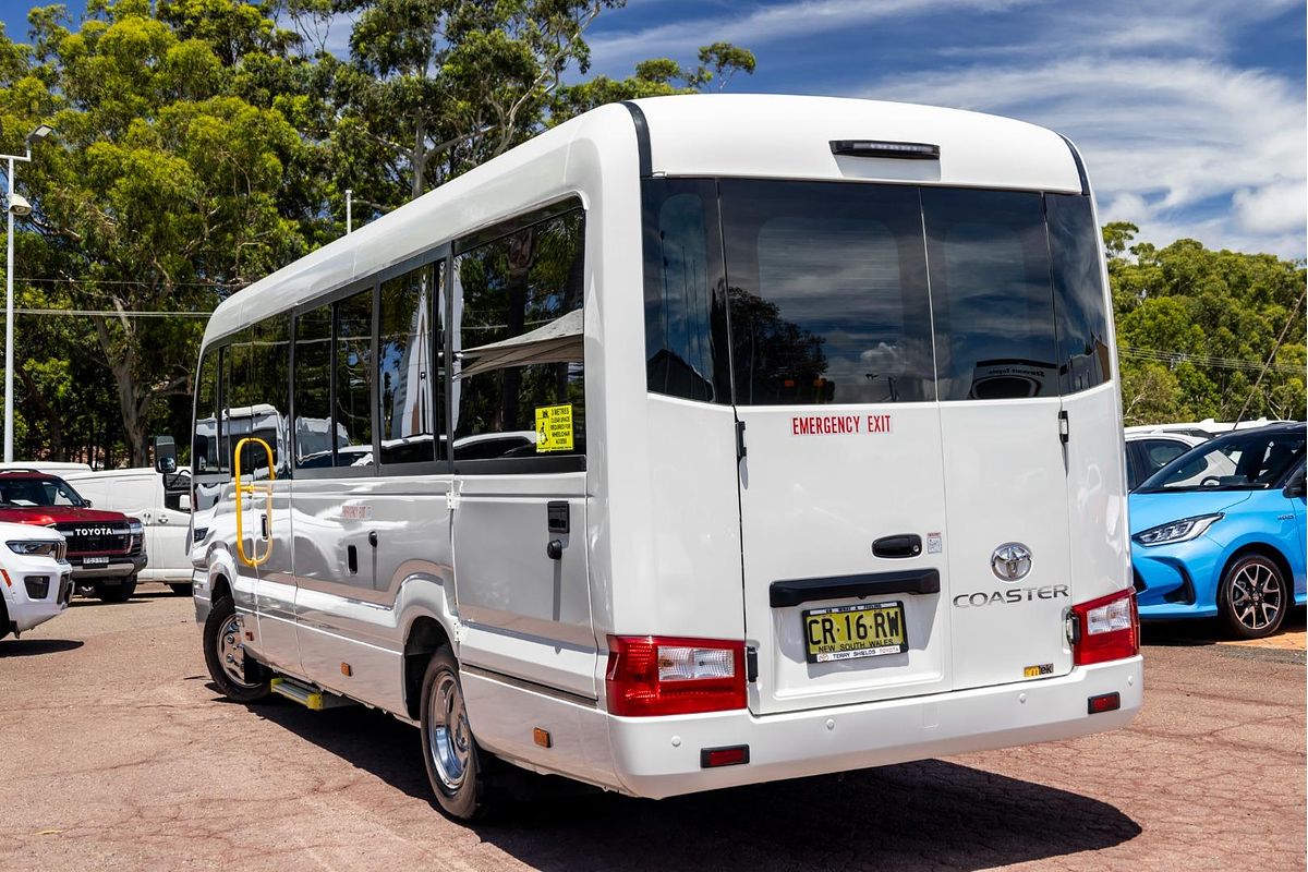 2018 Toyota Coaster Deluxe XZB70R