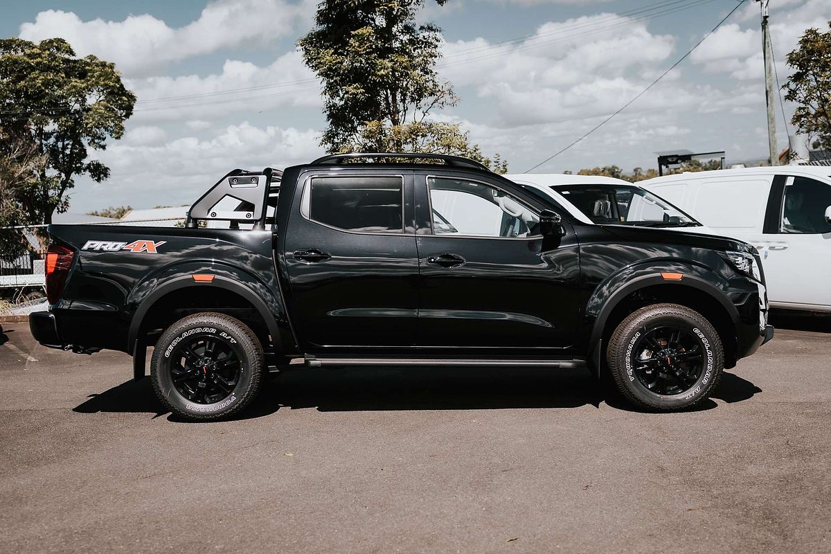 2024 Nissan Navara PRO-4X D23 4X4