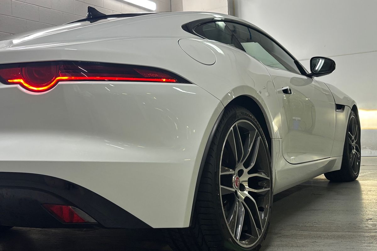 2017 Jaguar F-TYPE X152