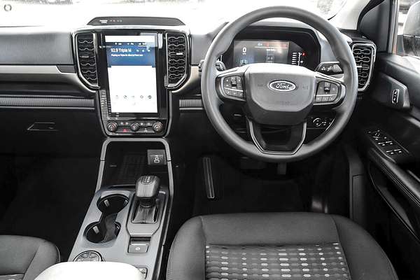 2024 Ford Everest Ambiente 2.0L