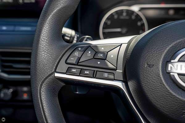 2024 Nissan JUKE ST F16