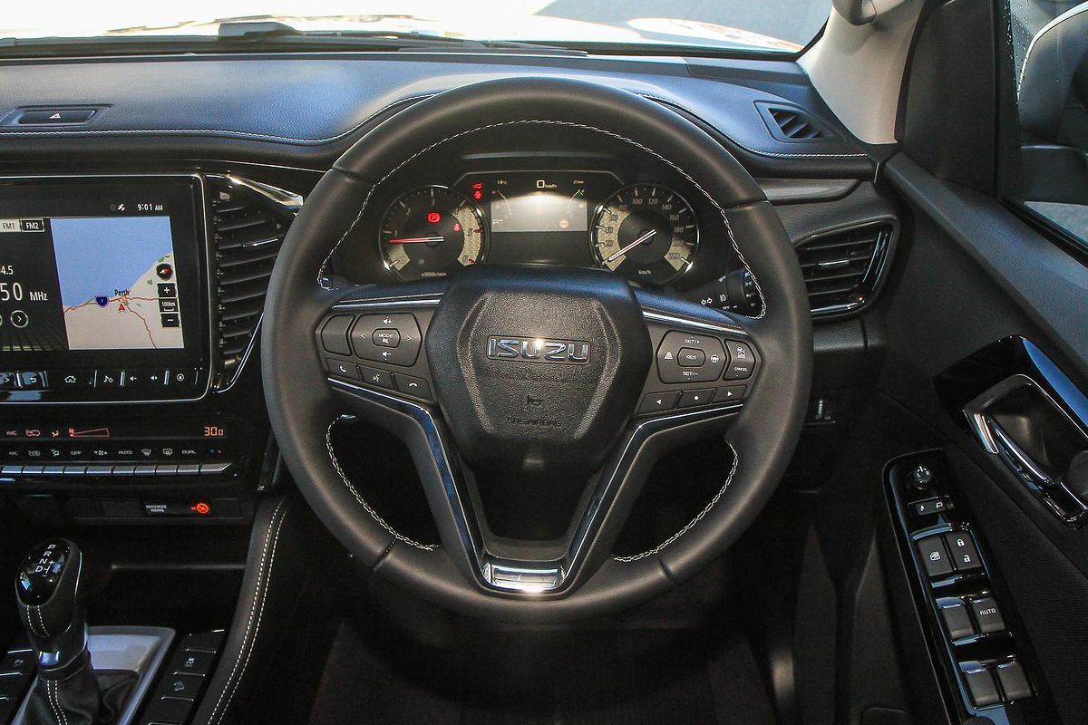 2024 Isuzu MU-X LS-U