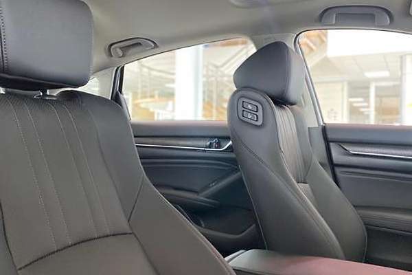 2023 Honda Accord VTi-LX 10th Gen