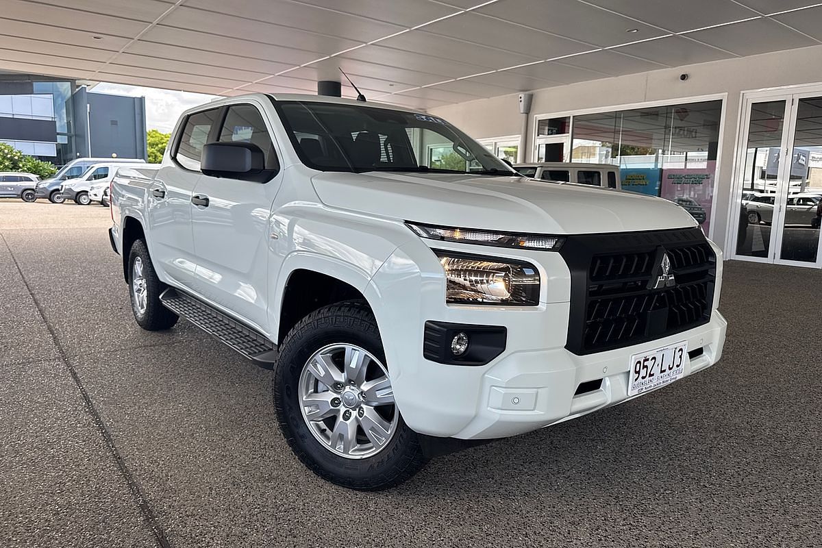 2024 Mitsubishi Triton GLX+ MV 4X4