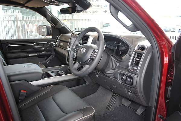 2024 RAM 1500 Laramie Sport RamBox DT 4X4 SWB