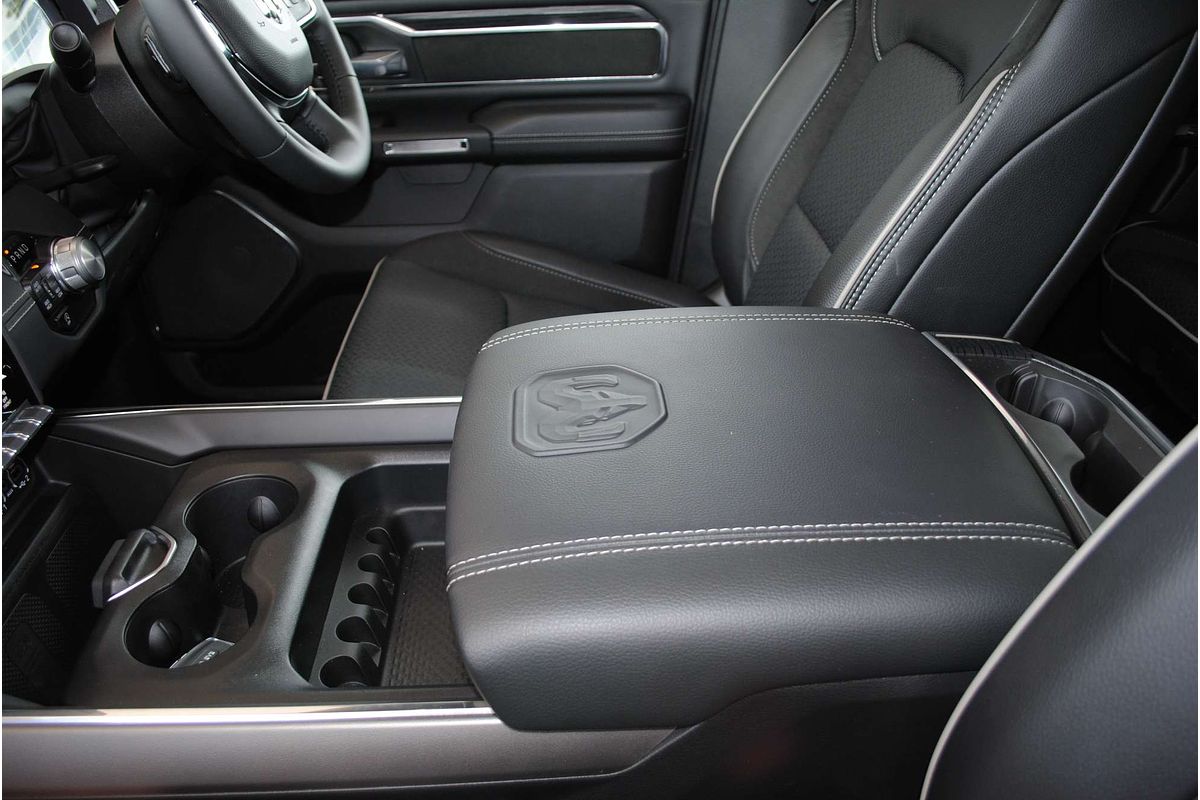 2024 RAM 1500 Laramie Sport RamBox DT 4X4 SWB
