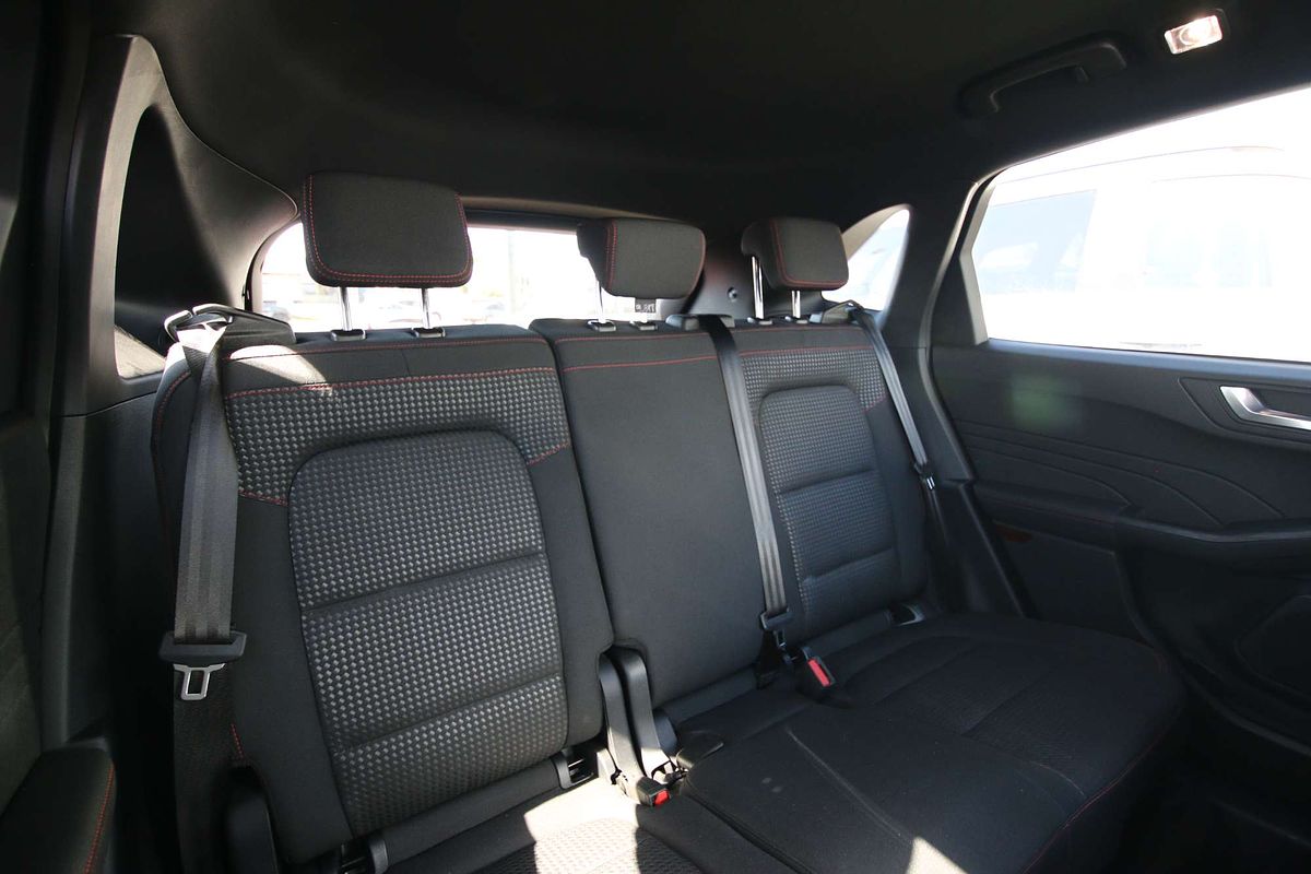 2022 Ford Escape ST-Line ZH