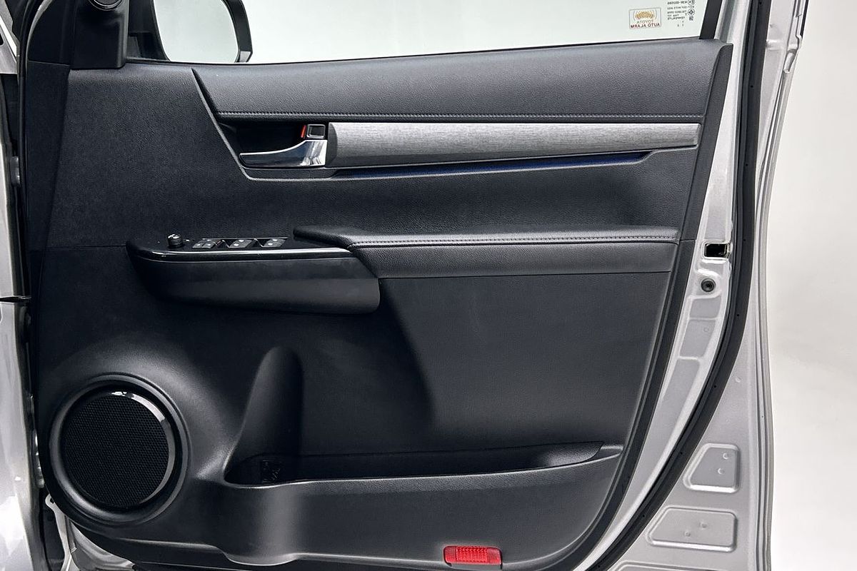 2021 Toyota Hilux Rugged X GUN126R
