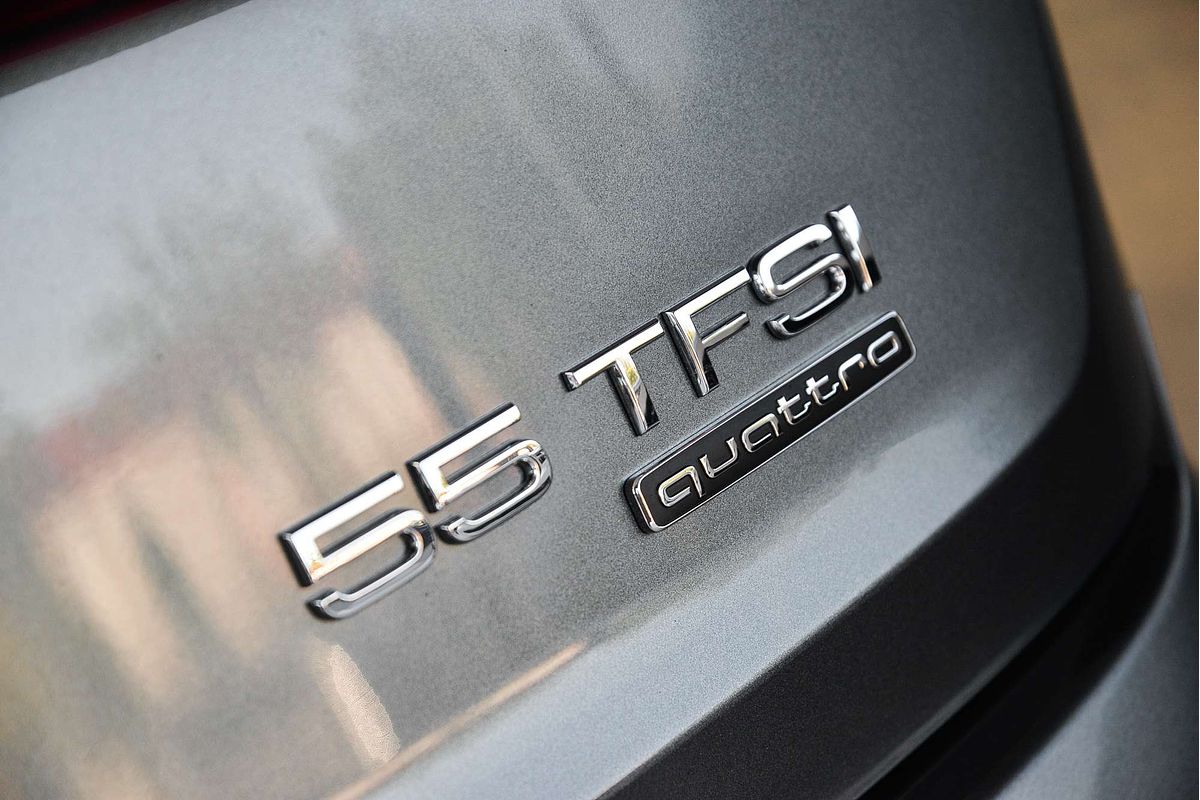 2022 Audi Q7 55 TFSI S line 4M