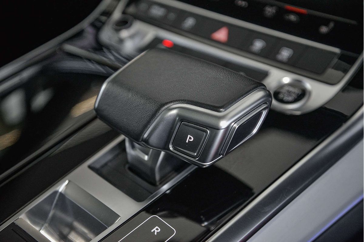 2022 Audi Q7 55 TFSI S line 4M