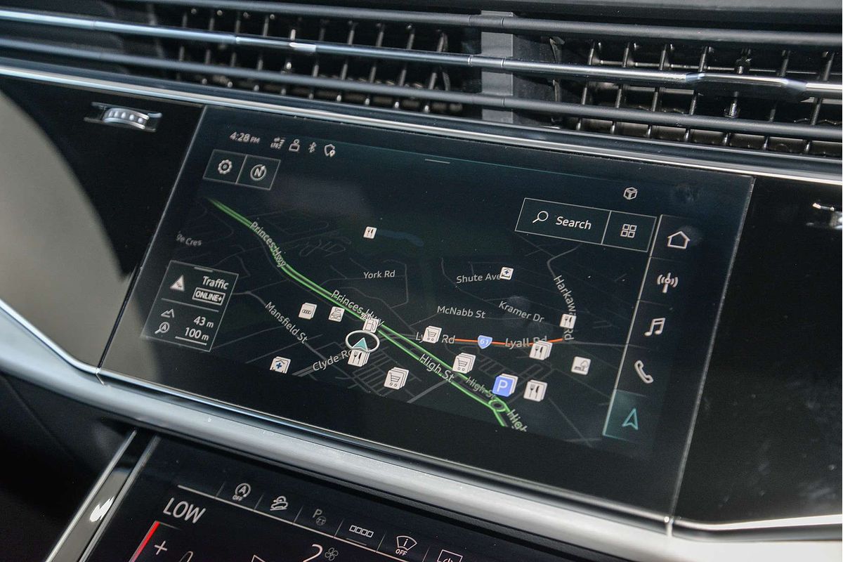 2022 Audi Q7 55 TFSI S line 4M