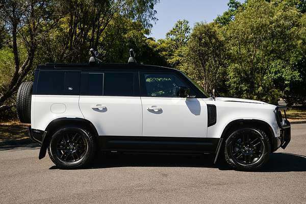 2024 Land Rover Defender 110 P400 X-Dynamic SE L663