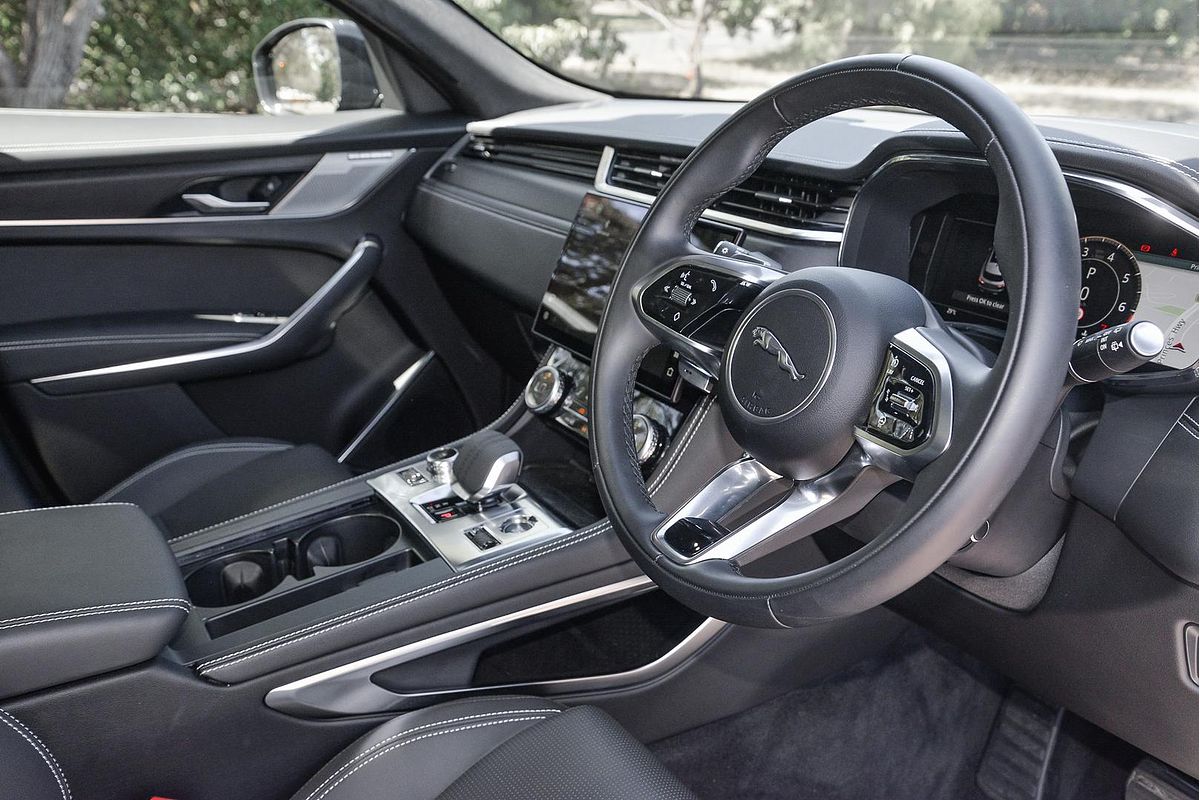 2023 Jaguar F-PACE 400 Sport X761