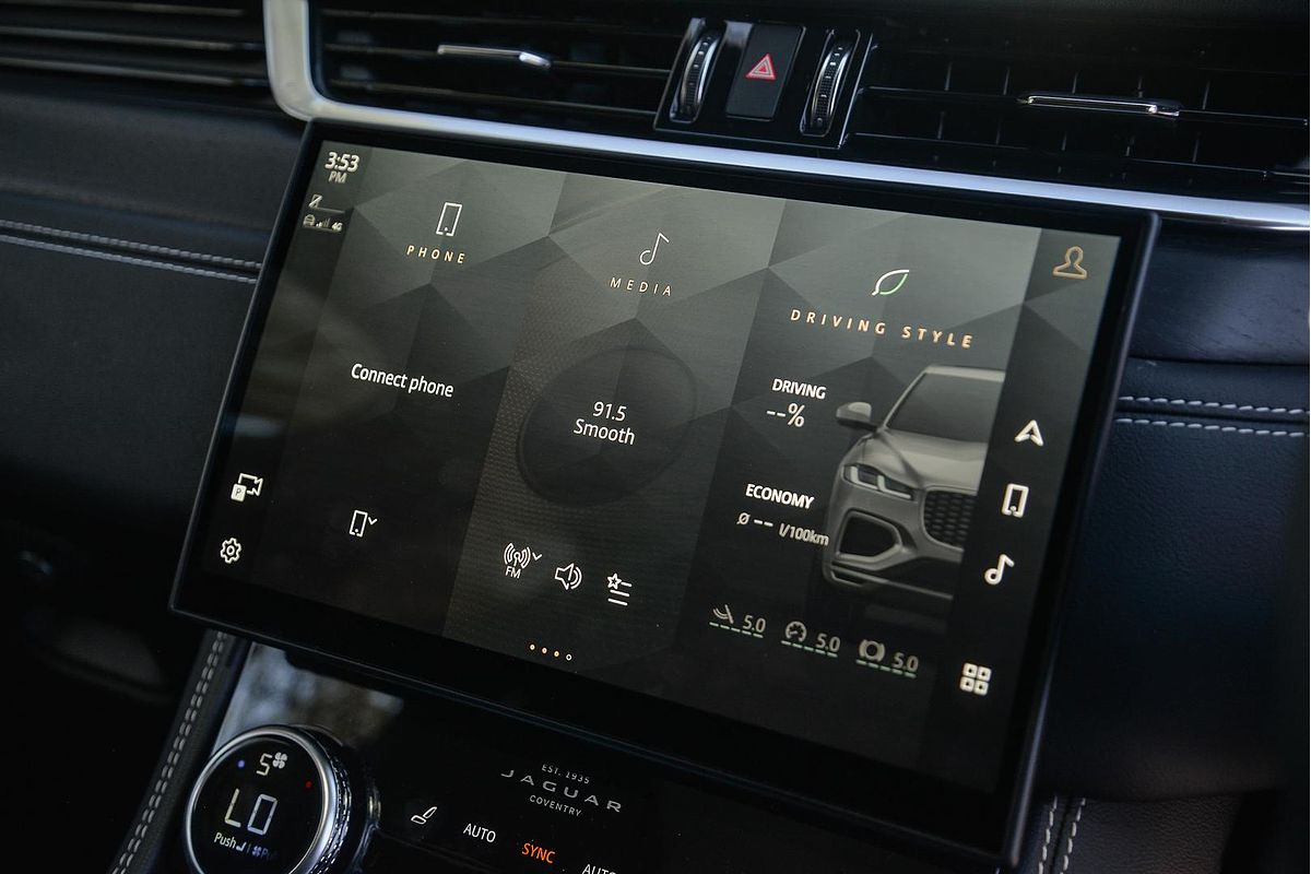 2023 Jaguar F-PACE 400 Sport X761