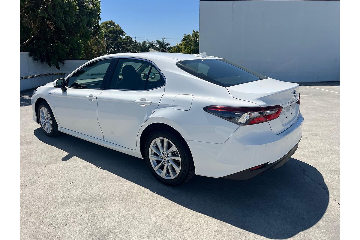 2021 Toyota Camry Ascent AXVH70R