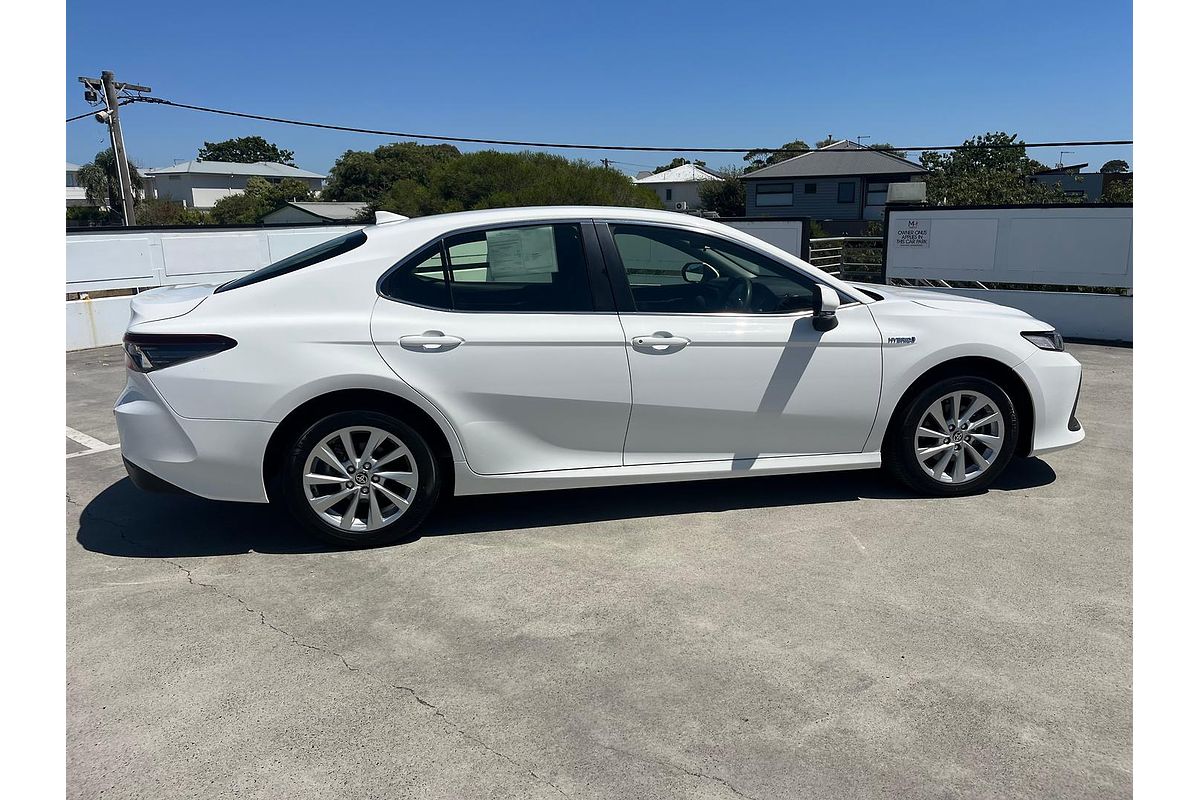 2021 Toyota Camry Ascent AXVH70R