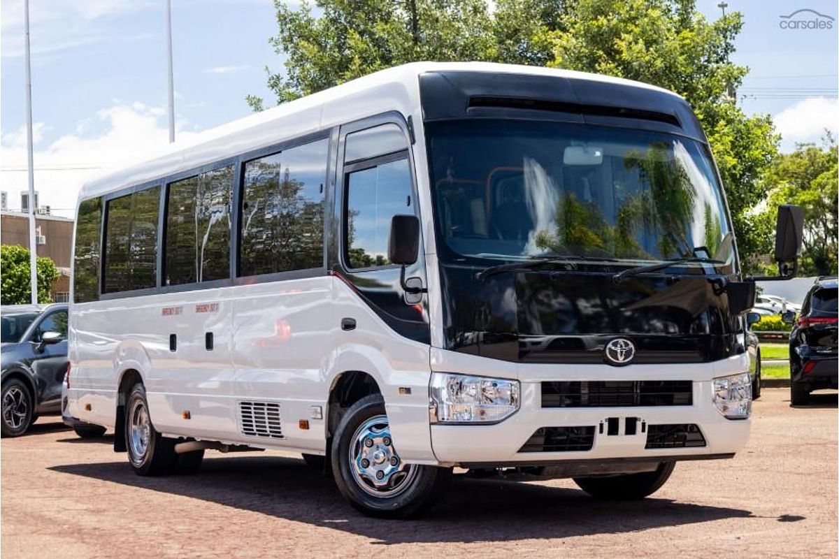 2019 Toyota Coaster Deluxe XZB70R