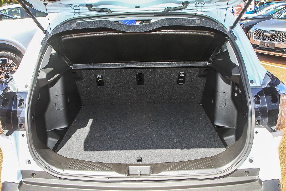 2023 Suzuki S-Cross Plus JYB