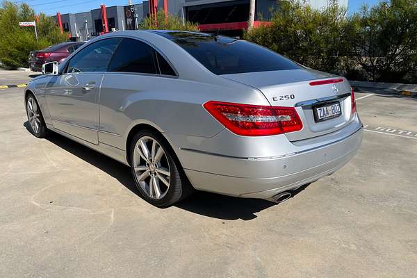 2012 Mercedes-Benz E-Class E250 BlueEFFICIENCY Avantgarde C207