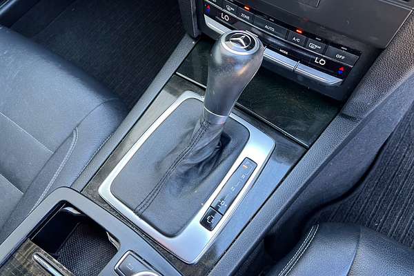 2012 Mercedes-Benz E-Class E250 BlueEFFICIENCY Avantgarde C207